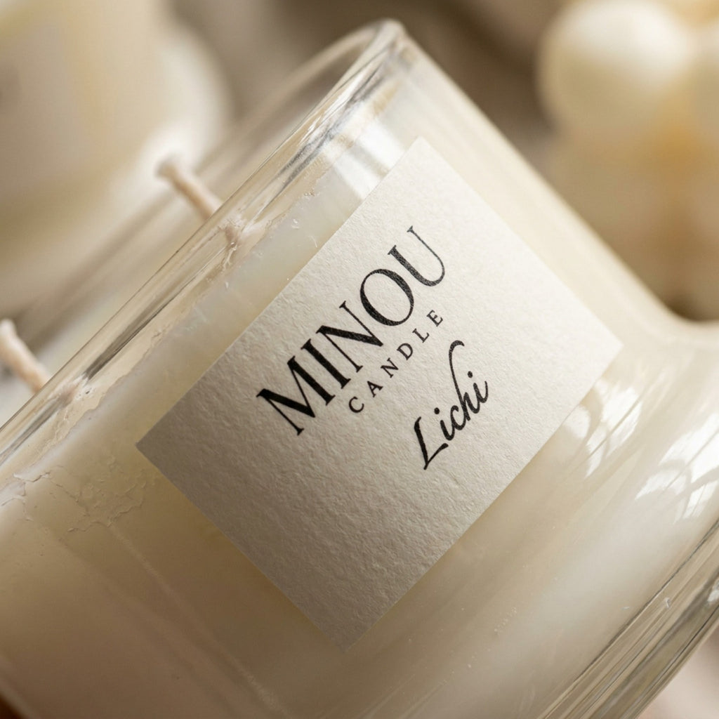 Candela Minou Candle al Lichi | Cera di soia | Made in Italy
