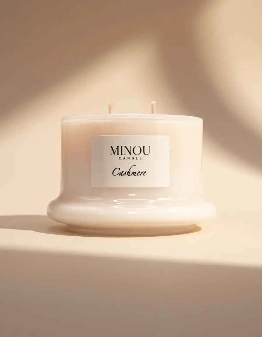 Candela Profumata Naturale al CASHMERE | Cera di Soia | Minou Candle