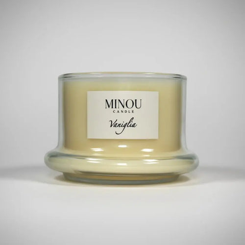 Candela profumata alla vaniglia Minou Candle in cera di soia